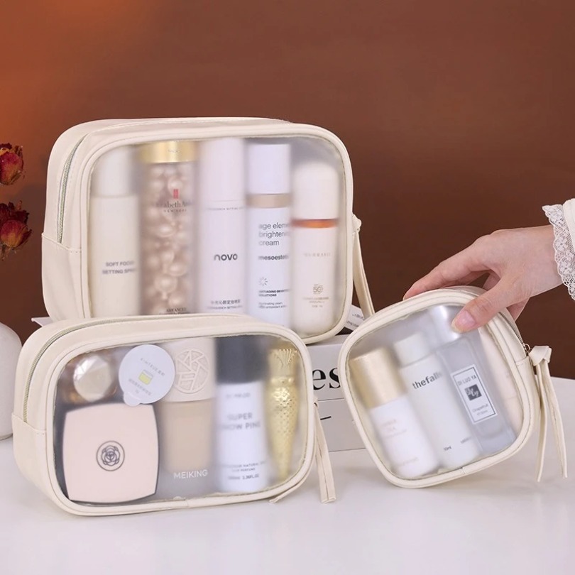 ชุดกระเป๋าแต่งหน้าหรูหราแบบกึ่ - Luxury Skincare Women บทวิจารณ์และราคา
