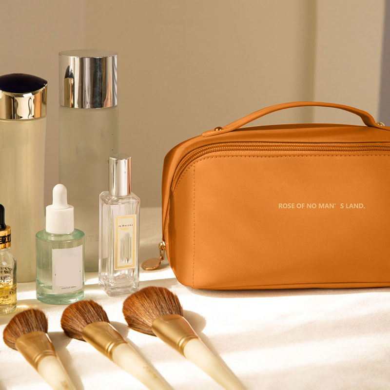 กระเป๋าจัดระเบียบเครื่องสำอางส - Luxury Skincare Women บทวิจารณ์และราคา