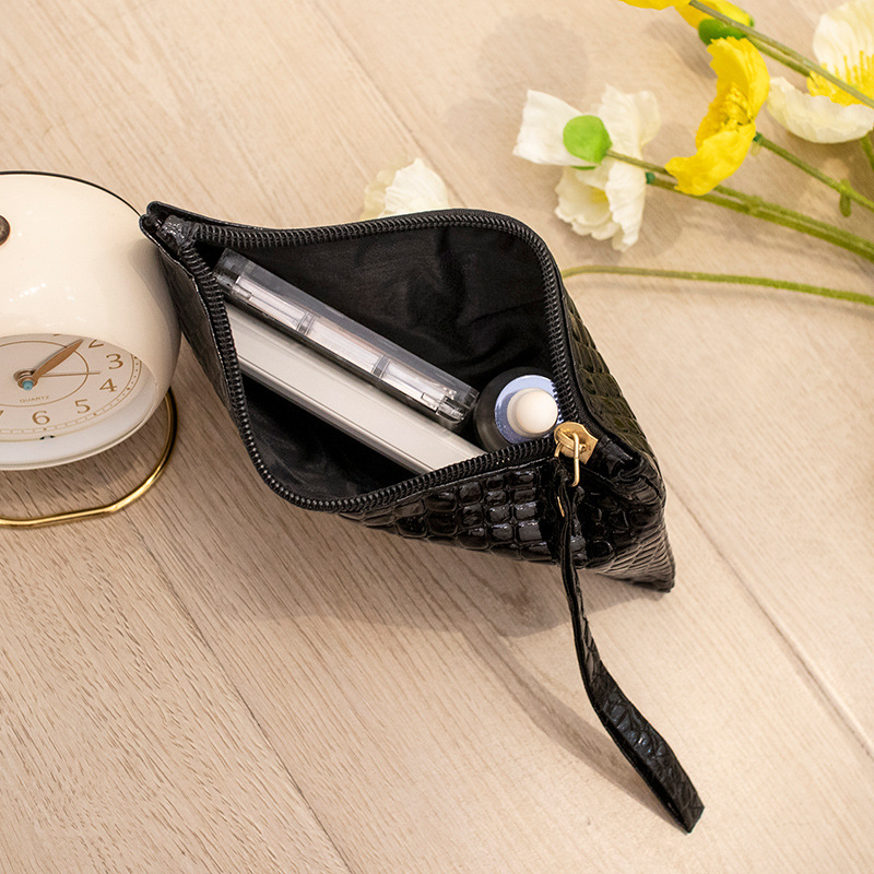 กระเป๋าเครื่องสำอางหนังวีแกนลา - Luxury Skincare Vegan บทวิจารณ์และราคา